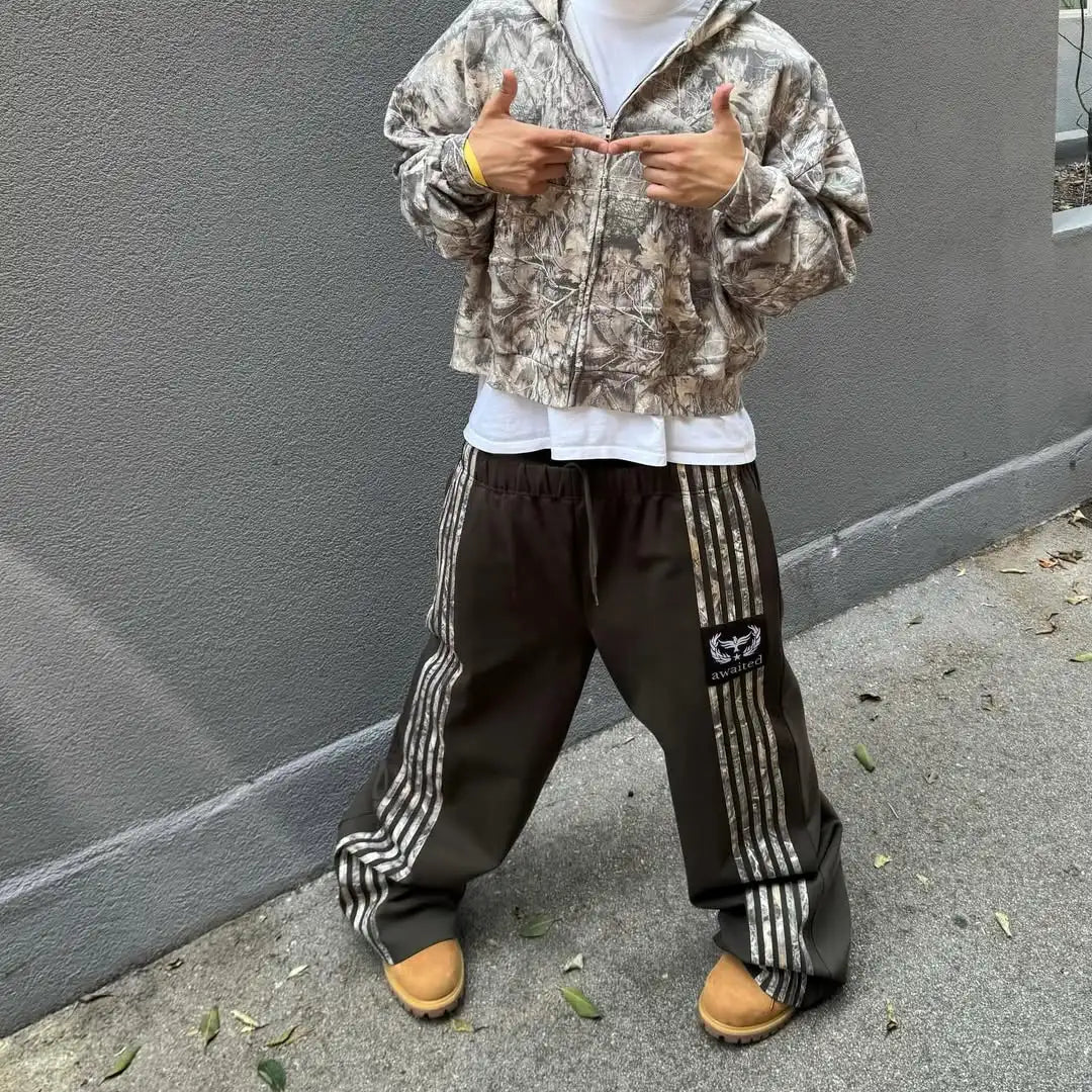 New retro men jogging pants embroidered embroidered sweatpants ins gothic hip-hop streetwear casual loose sagging pants